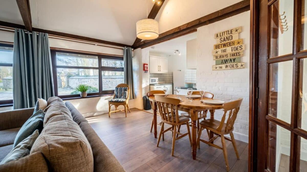 Charming 2 Bedroom Coastal Cottage Nr 布德 外观 照片